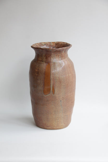 Vase en grès modelé et pincé à la main à Lille - Artisanat du Nord - pièce unique 